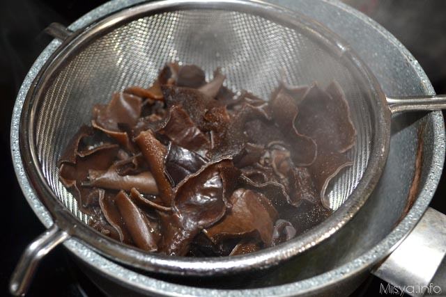 Pollo con funghi e bambu 4