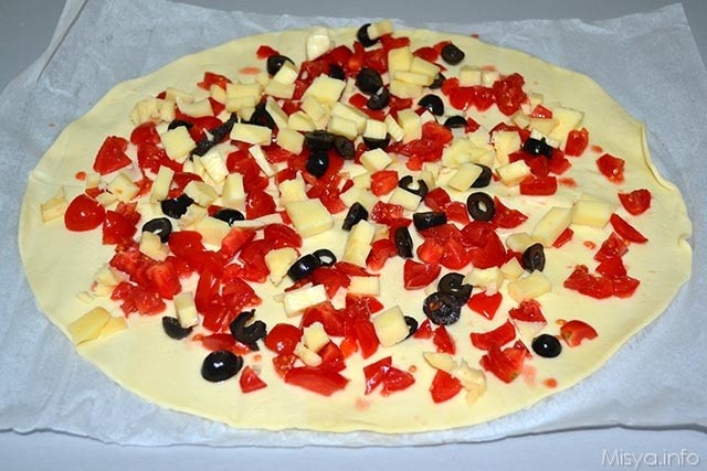 Rose sfoglie pomodorini olive 2