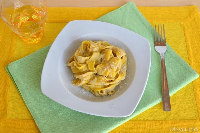 pure di fave con la pasta