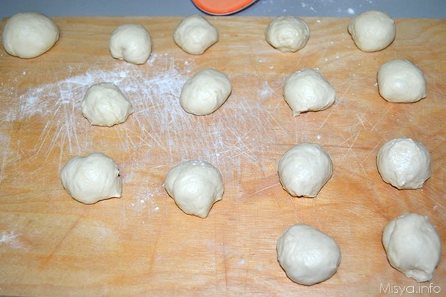 Bruco di pasta brioche 7