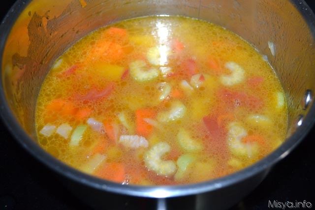Zuppa di farro con patate e carote 7