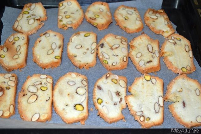 Biscotti alle mandorle e albumi |Ricetta veloce