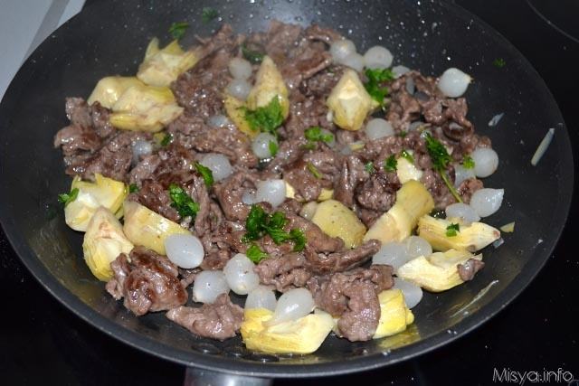Straccetti di carne con carciofini 6
