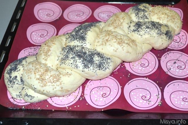 Treccia di pane alla ricotta 13