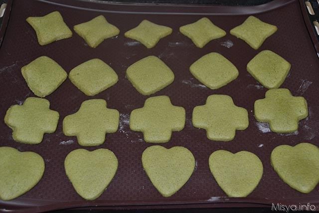 Biscotti al te matcha 10