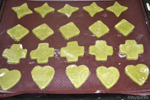 Biscotti al te matcha 9