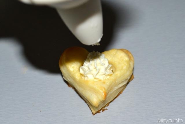 Cuori di pasta sfoglia 10
