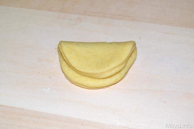 Parker house roll 12