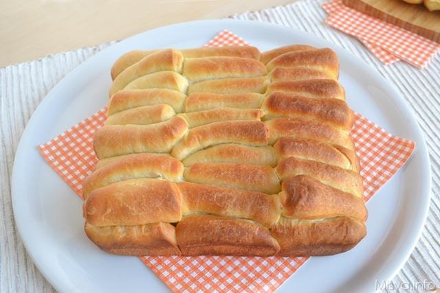 Parker house roll