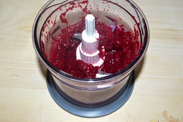 Torta di barbabietole e cioccolato 1