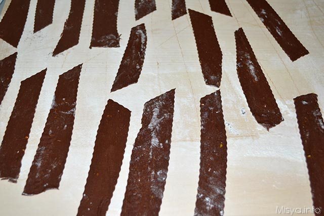 » Chiacchiere al cacao - Ricetta Chiacchiere al cacao di Misya