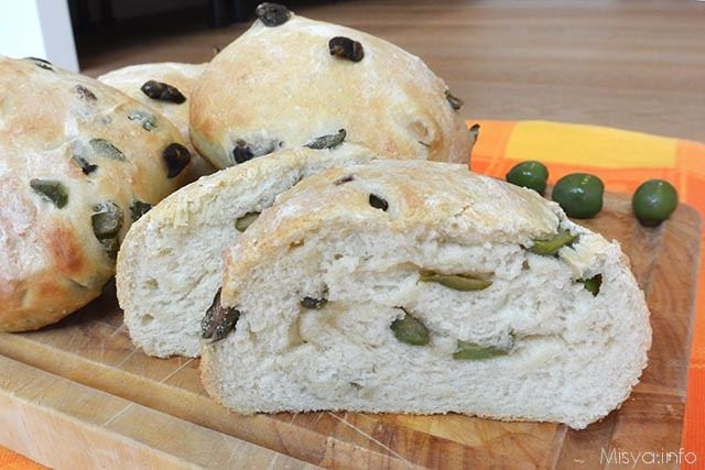 Pane alle olive - Ricetta di Misya