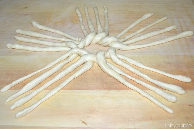 Stella di pane intrecciata 11