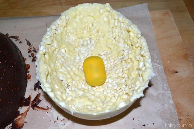uovo di Pasqua con riso soffiato 16