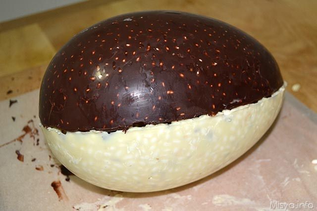 uovo di Pasqua con riso soffiato 17