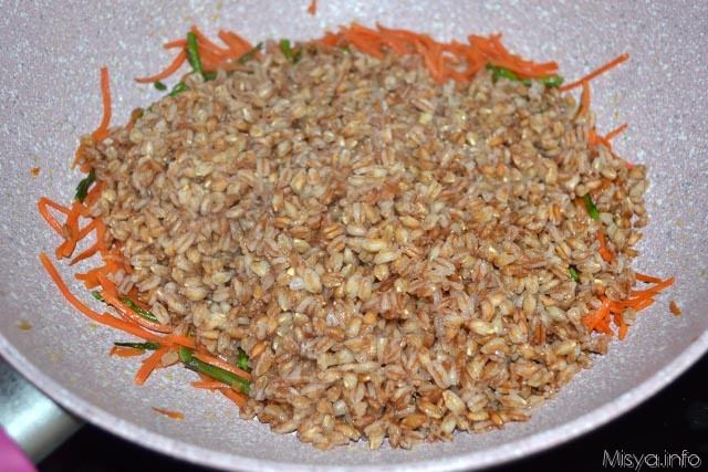 Farro con asparagi e carote 10