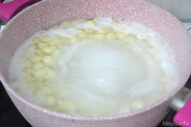 Gnocchi con asparagi e pomodorini 5