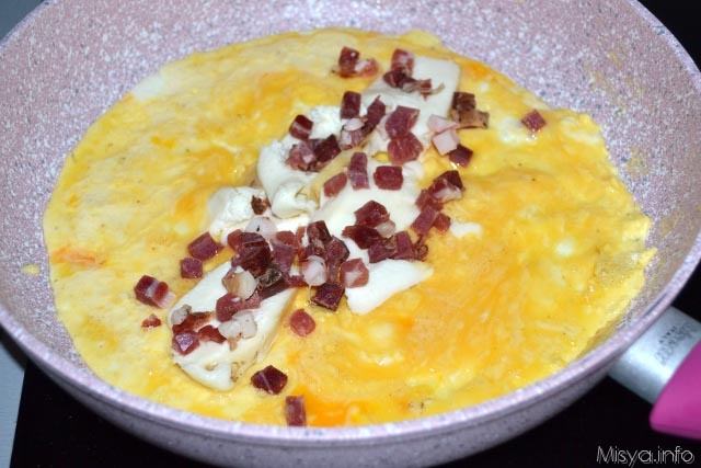Omelette bacon e provola 6