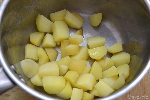 Paccheri con crema di patate e pecorino 3
