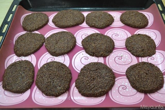 Biscotti di crusca e cacao 9