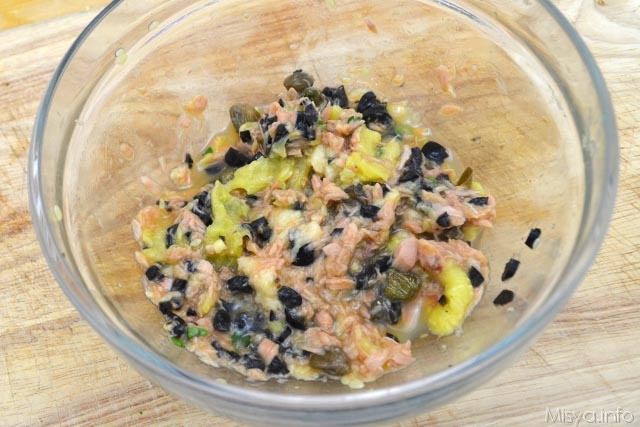 Zucchine ripiene di tonno 8