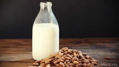 latte di mandorla