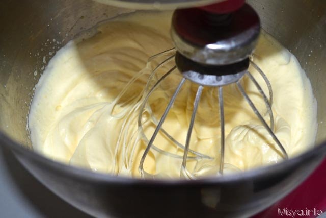 9 montare uova e zucchero