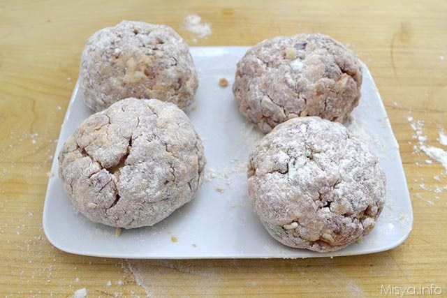 10 passare nella farina