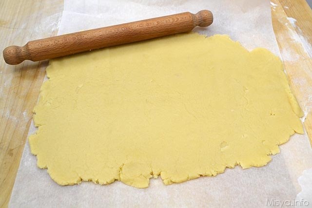 11 stendere con mattarello