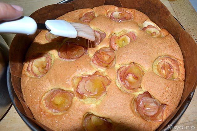 20 spennellare la torta