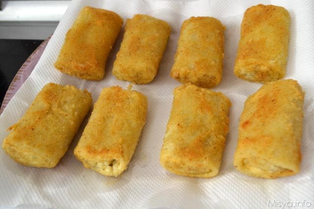 22 paccheri su carta assorbente