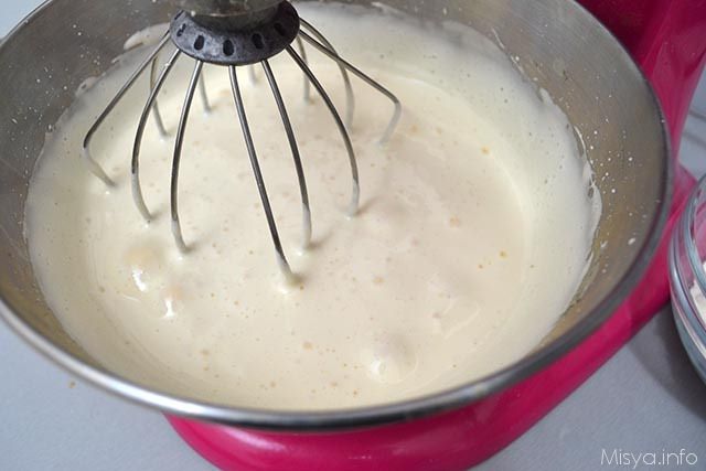 5 montare uova e zucchero