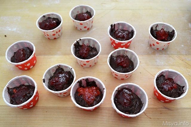 8 aggiungere marmellata peperoncino