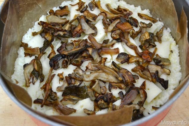 10 aggiungere funghi