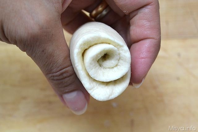 12 arrotolare panetto