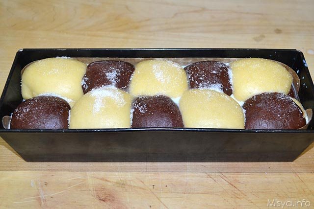 14 spennellare latte e zucchero