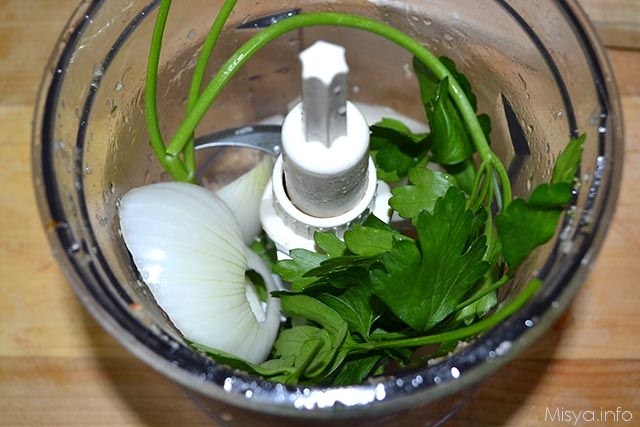 2 prezzemolo e cipolla mixer