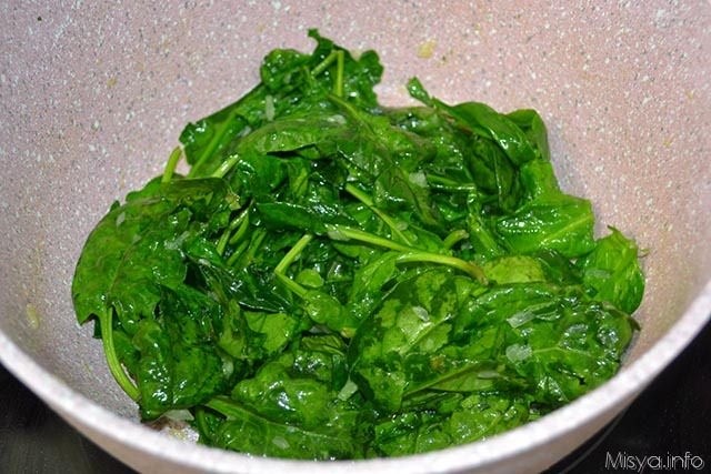 3 cuocere spinaci