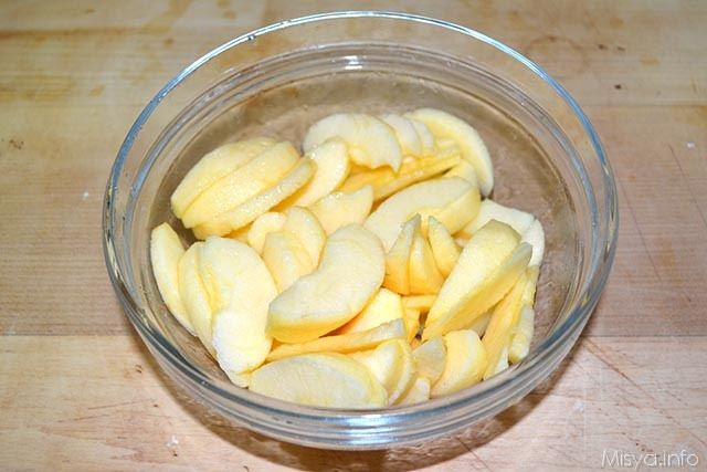 3 mele nella ciotola