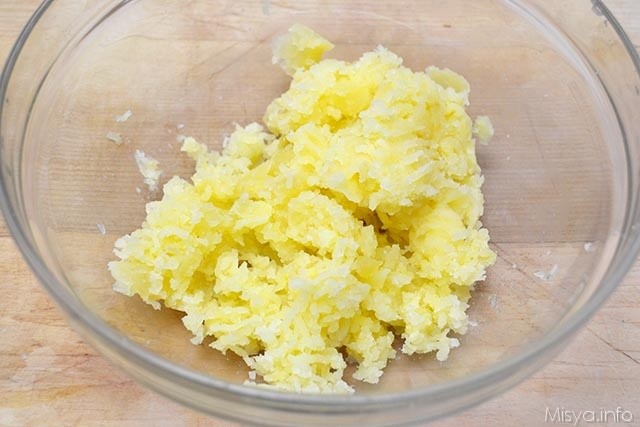 3 schiacciare patate