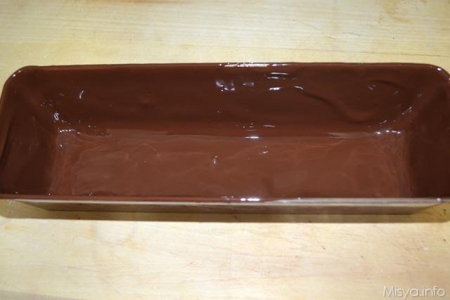 3 stendere cioccolato