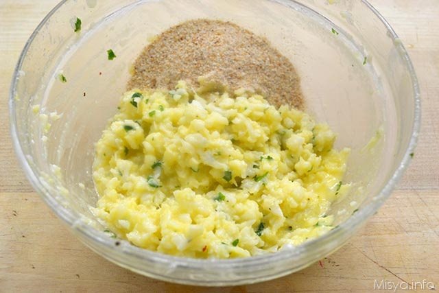 5 aggiungere pangrattato