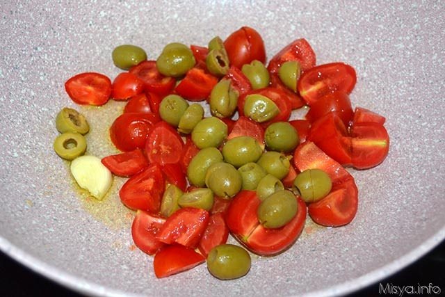 5 pomodorini e olive