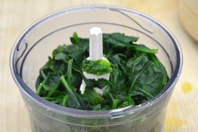6 spinaci nel mixer