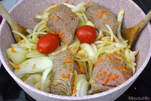 9 aggiungere pomodorini