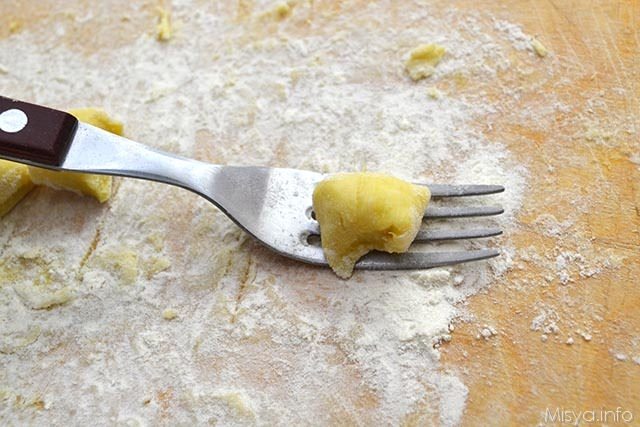 10 formare gnocchi