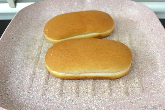 6 panini sulla piastra