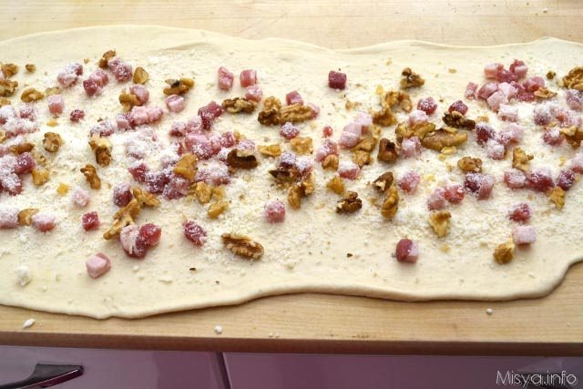 8 aggiungere pancetta e noci
