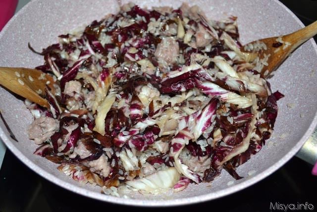 8 mescolare riso e radicchio