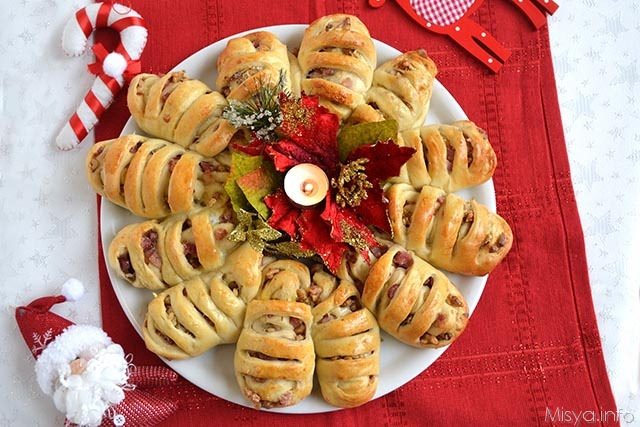 Stella Di Natale Di Pane.Ghirlanda Di Pane Ricetta Ghirlanda Di Pane Di Misya